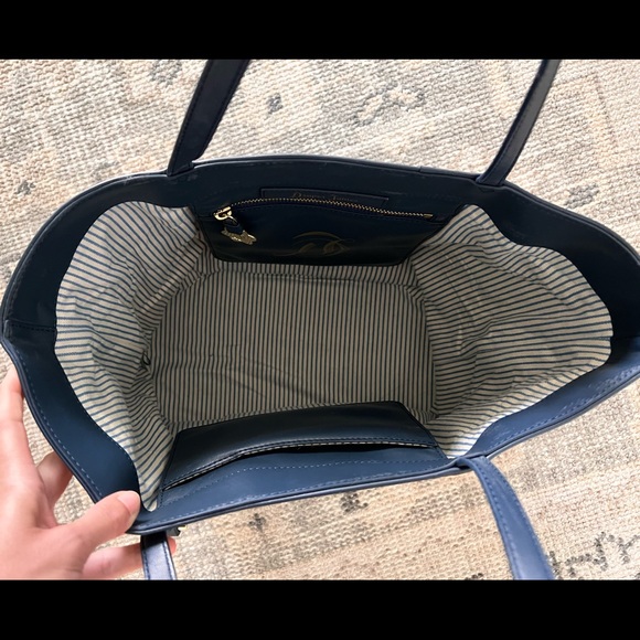 Draper James Tote - Picture 4 of 5